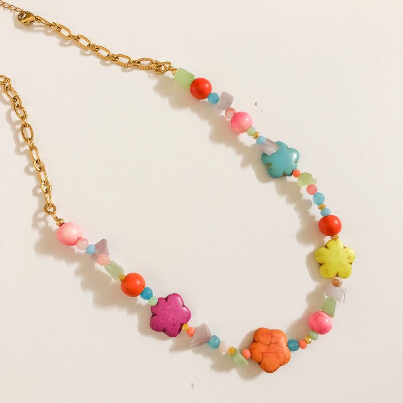 Colar Colorido com Flores