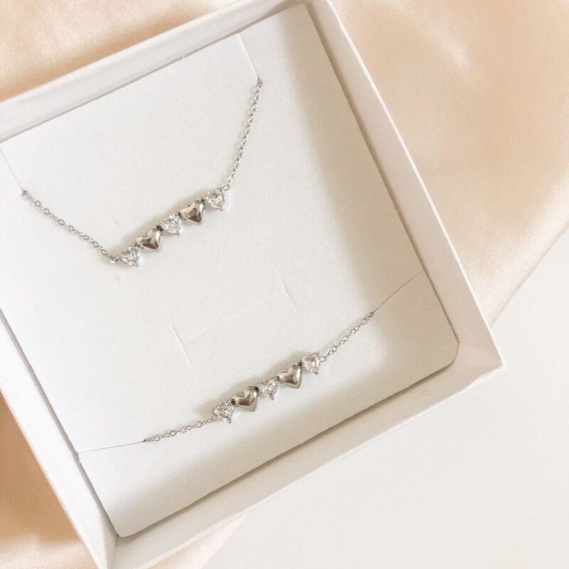 Pulseira Corações Zircónia