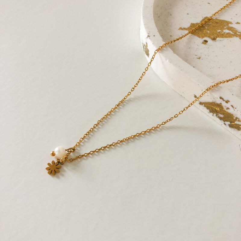 Colar Flor e Pedra de Água