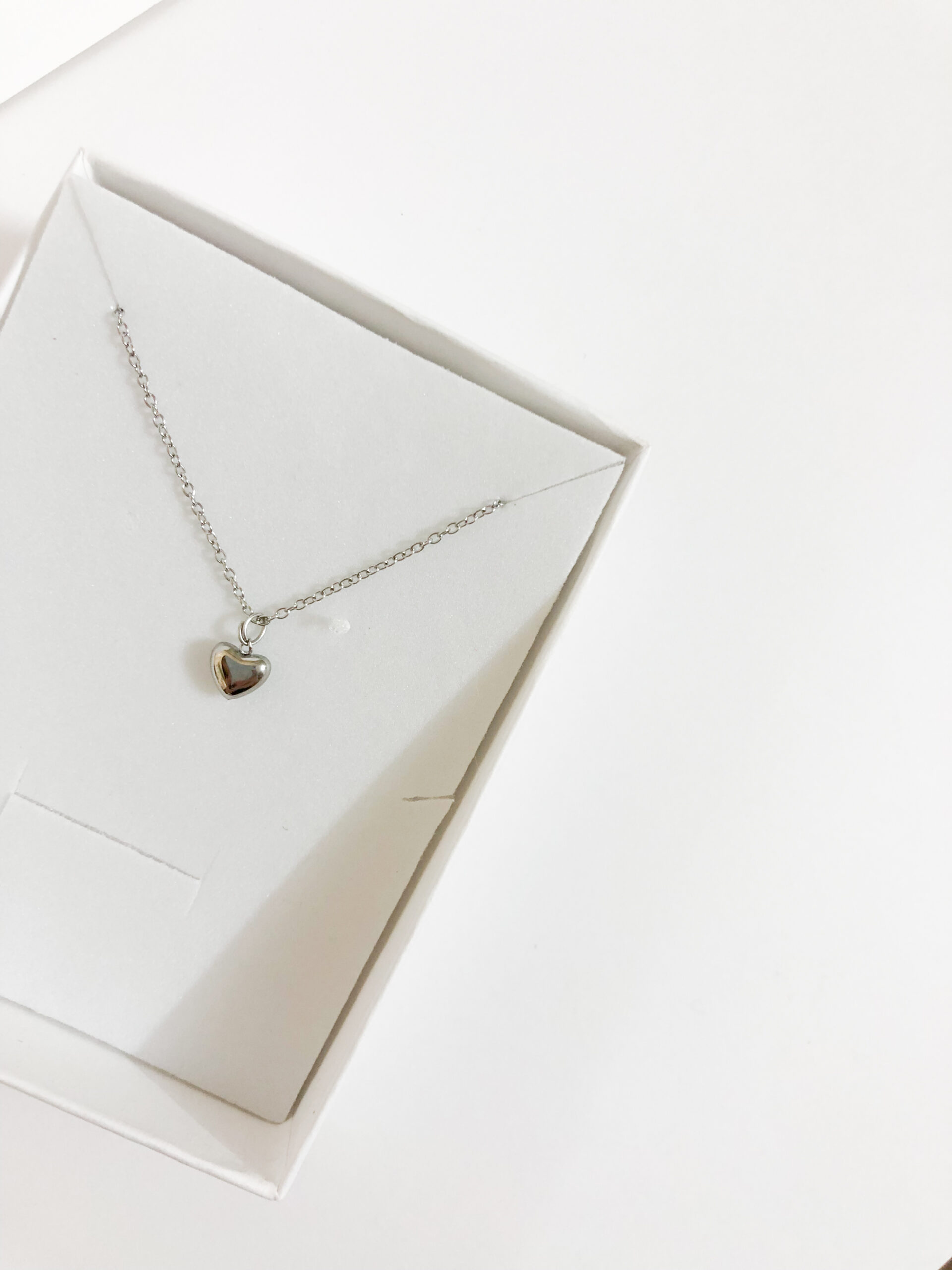 Colar Pequeno Coração - Image 2