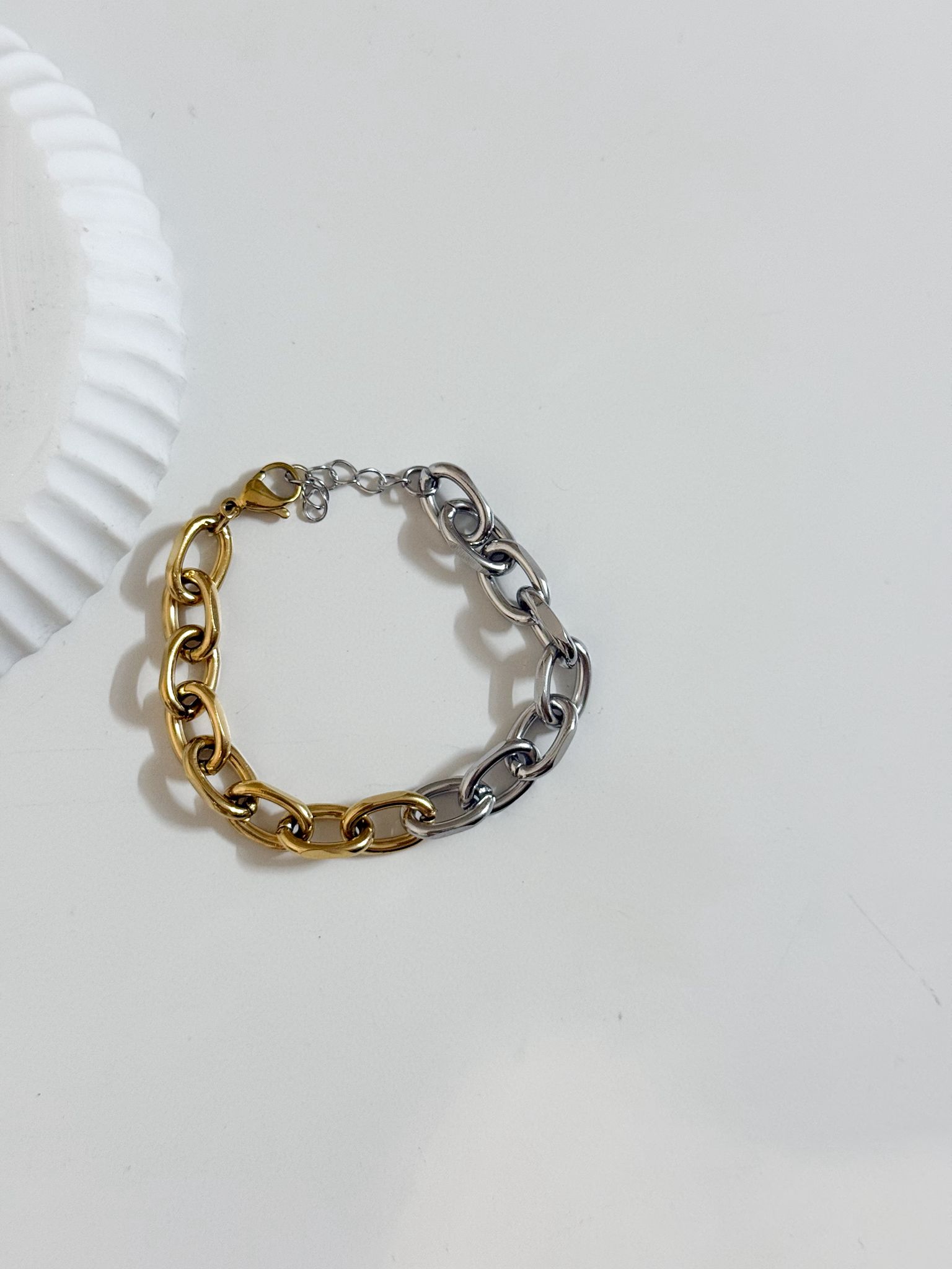 Pulseira Dourada e Prateada