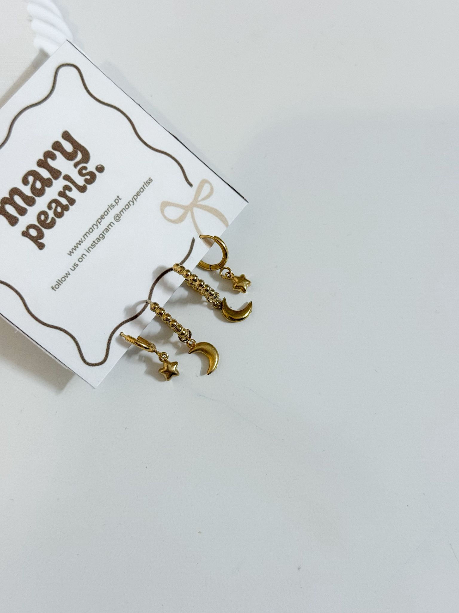 Conjunto 4 Brincos Lua e Estrela