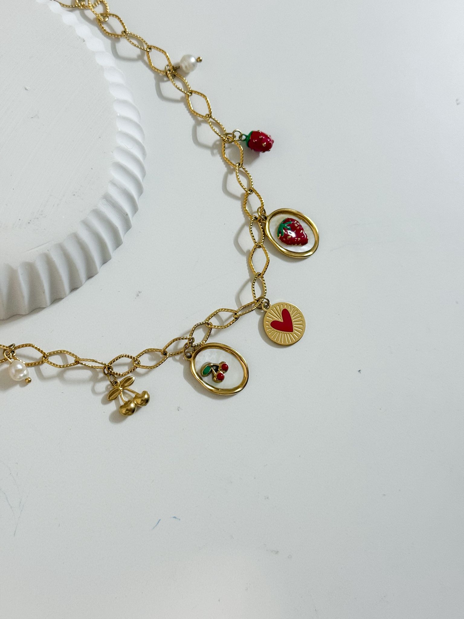 Colar Charms Vermelhos