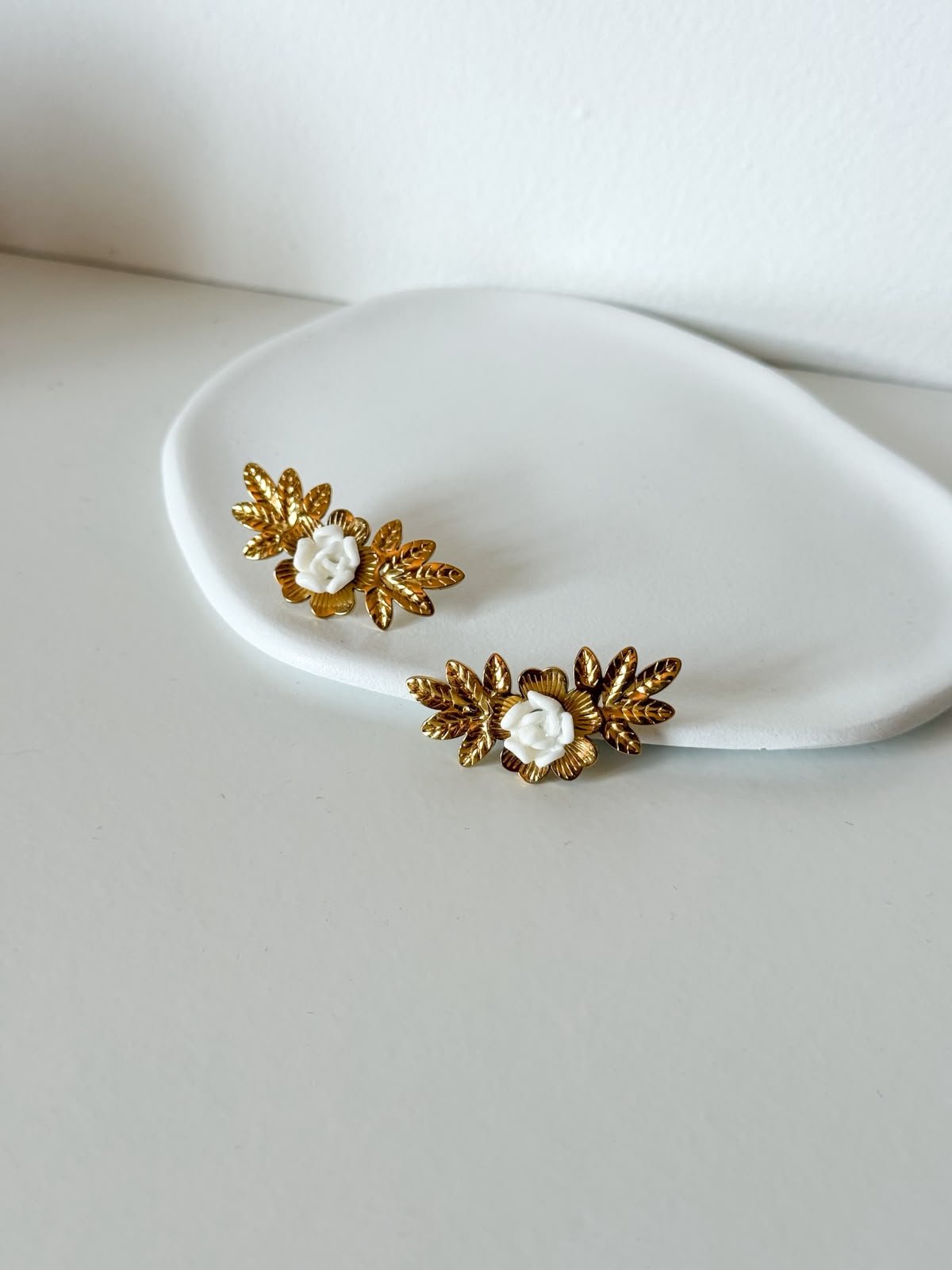 Brincos Pendente Flores