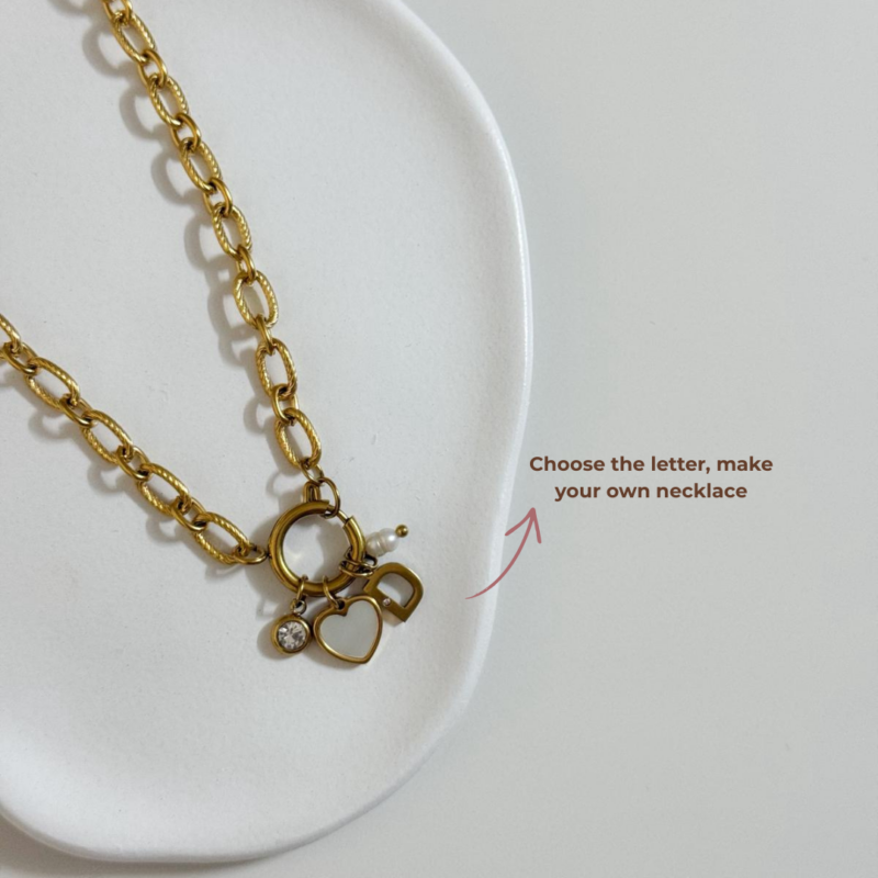 Colar Coração e Inicial