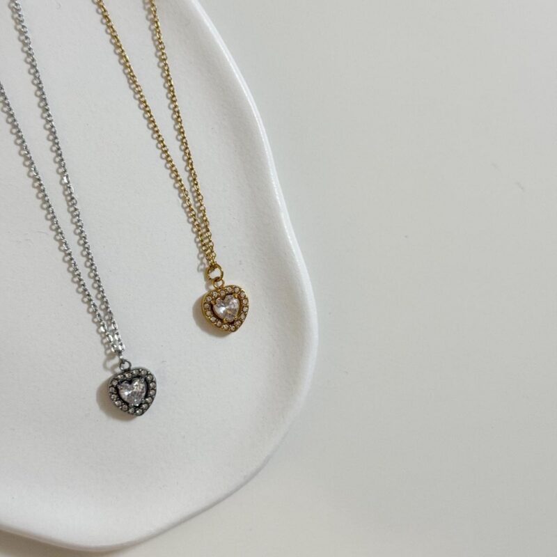 Colar Coração Zircónias